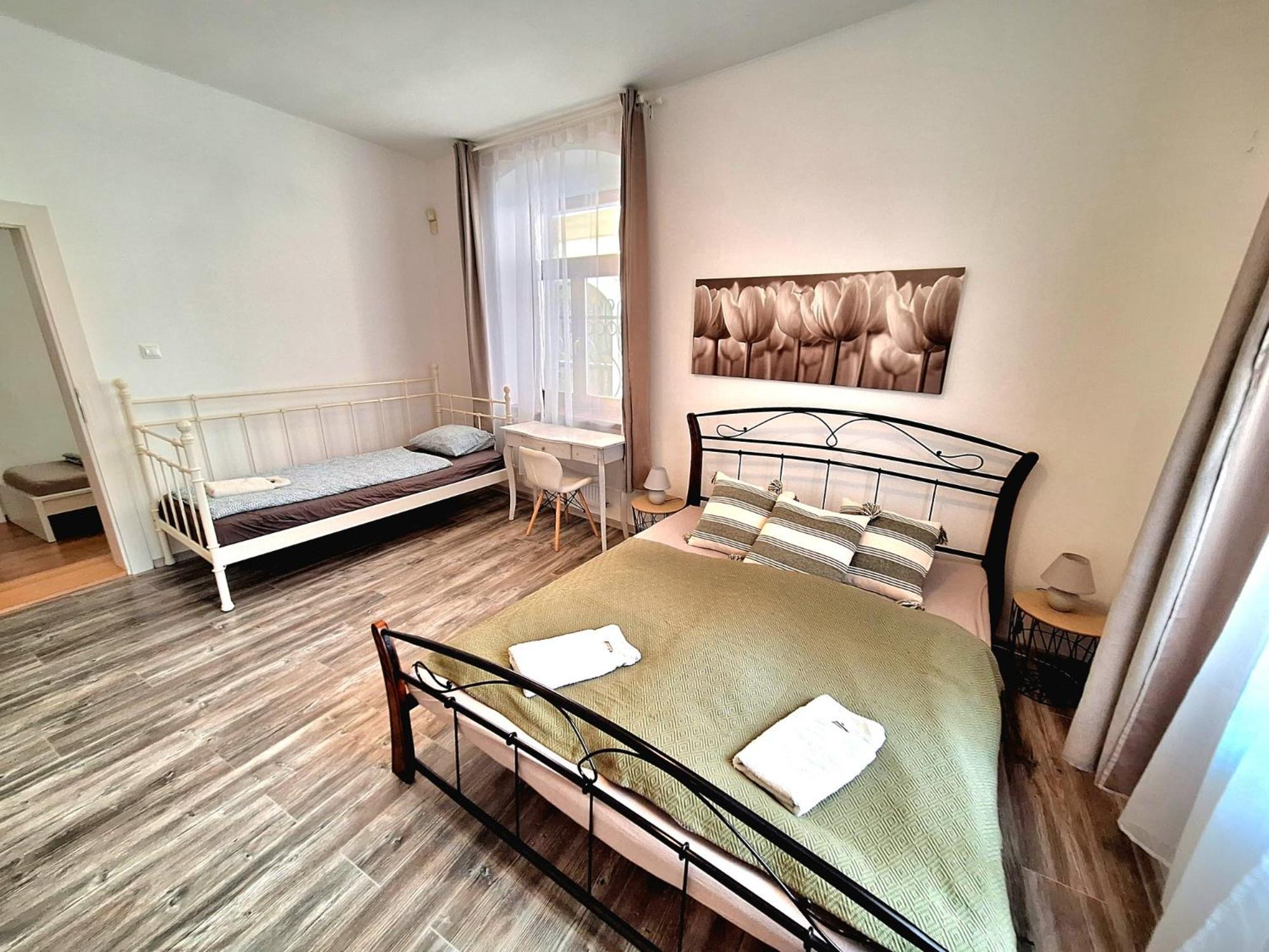 Apartment Emma - Old Town Bratislava Exterior photo